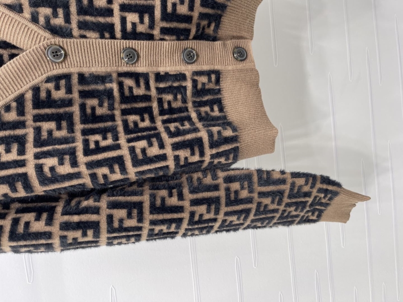 F**di sweater